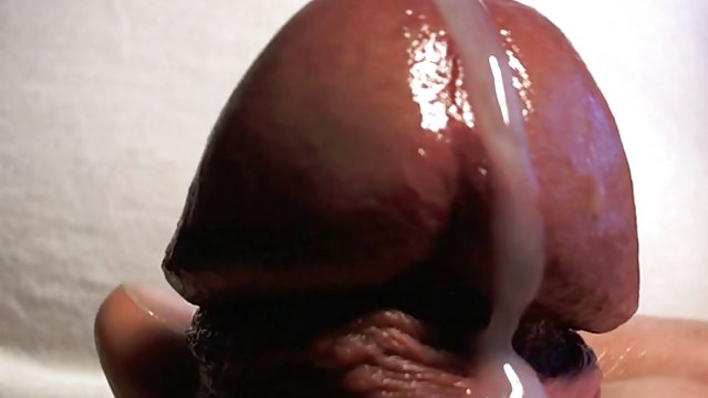 از blowjob بلوند روسی دو ضخیم در دهان خود می گیرد و ماهرانه در MZHM می خورد