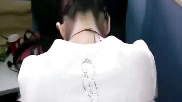 بیب شکاف خود را در گفتگوی جنسی bongacams com